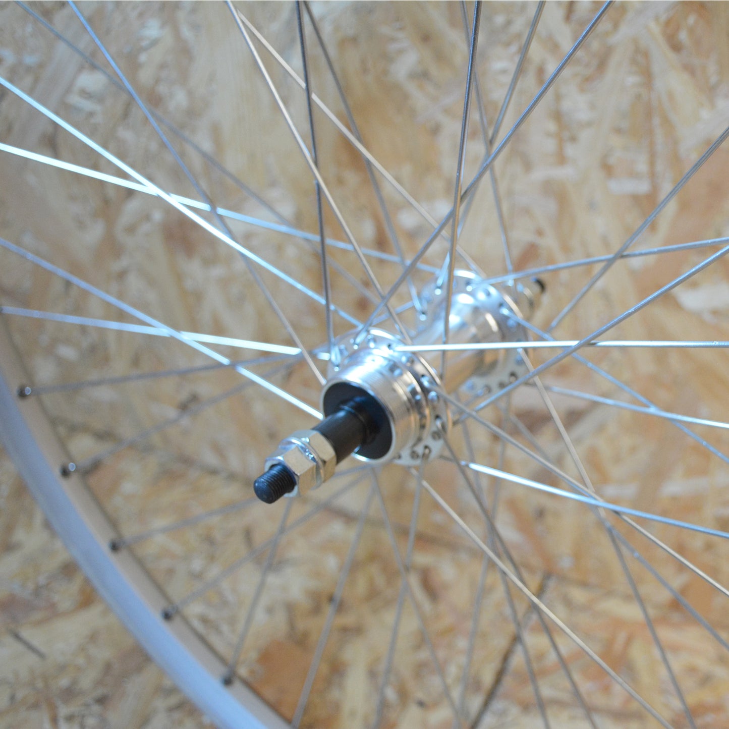 ROUE AR DP RL AXE PLEIN